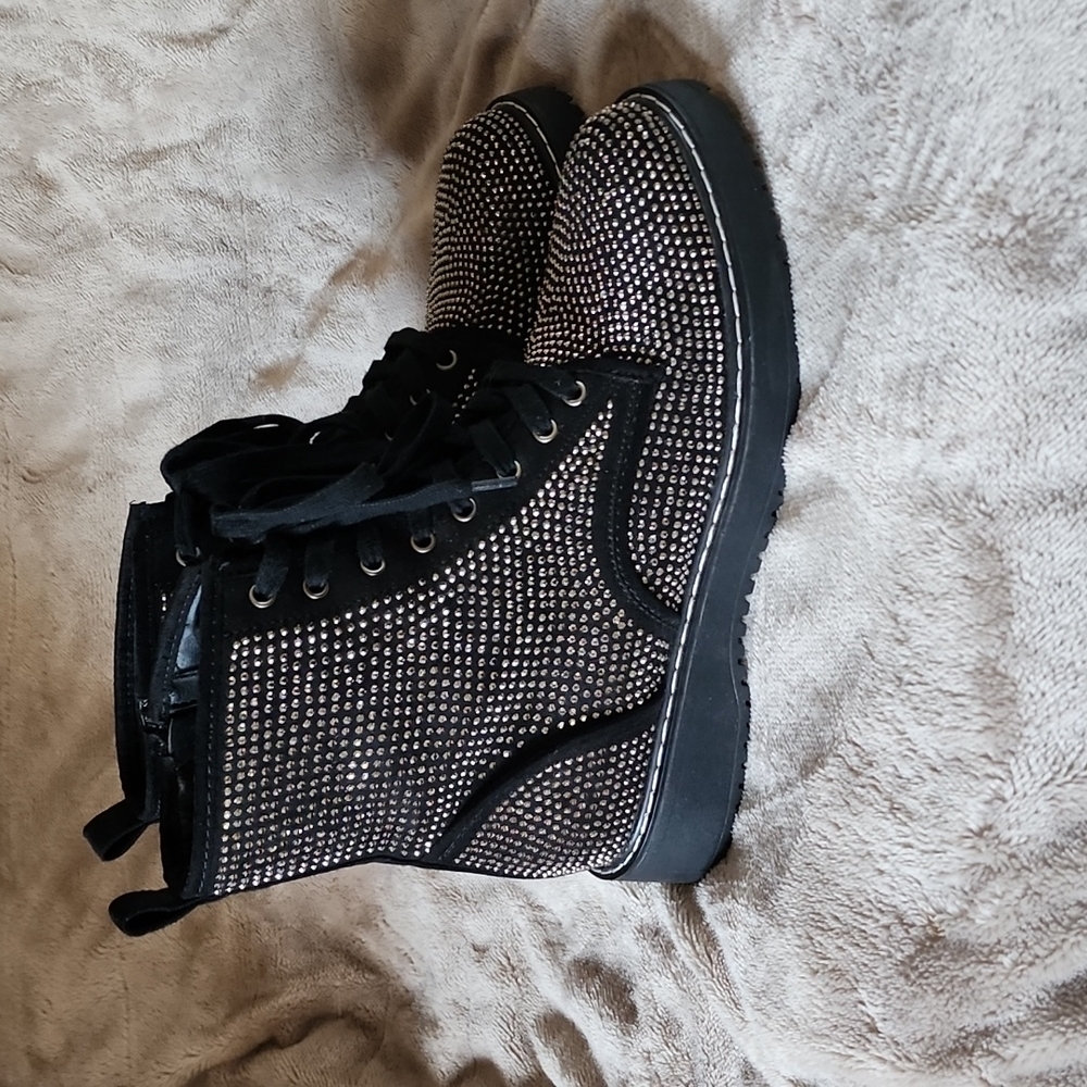 Madden Girl Kurrt Rhinestone boots